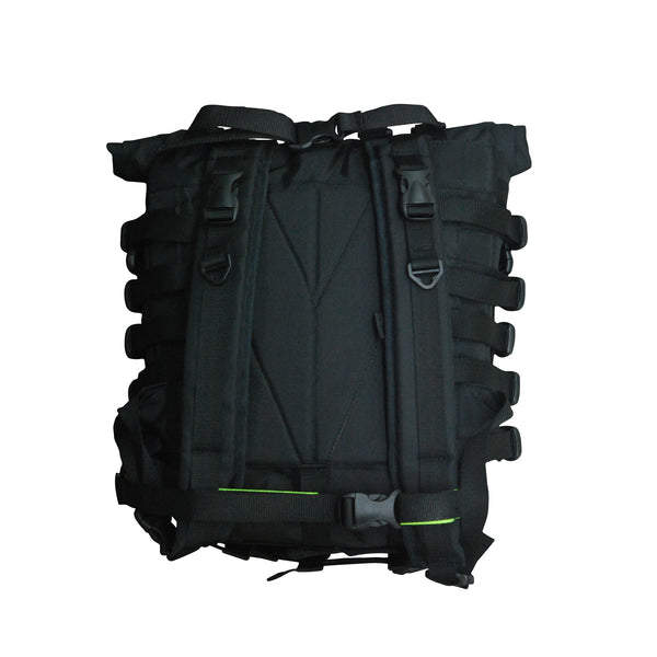 Medium Backpack / Black, Buckles