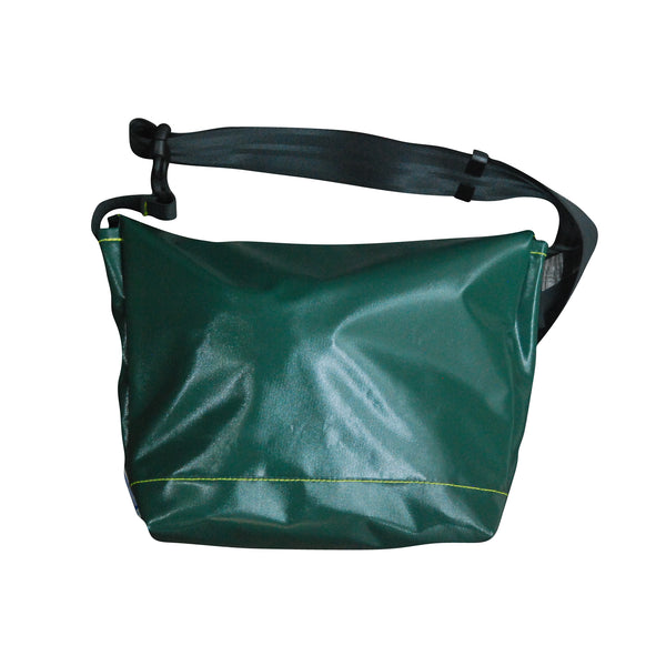 Medium Shoulder Bag / Green