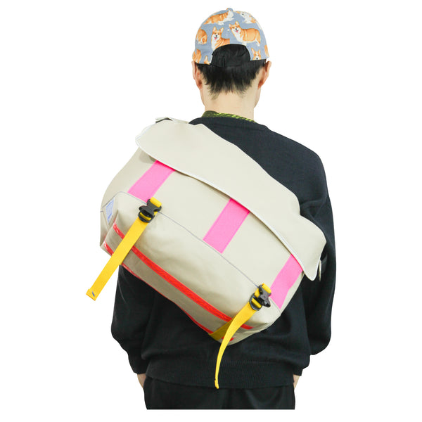 Large Messenger Bag / Beige, Yellow