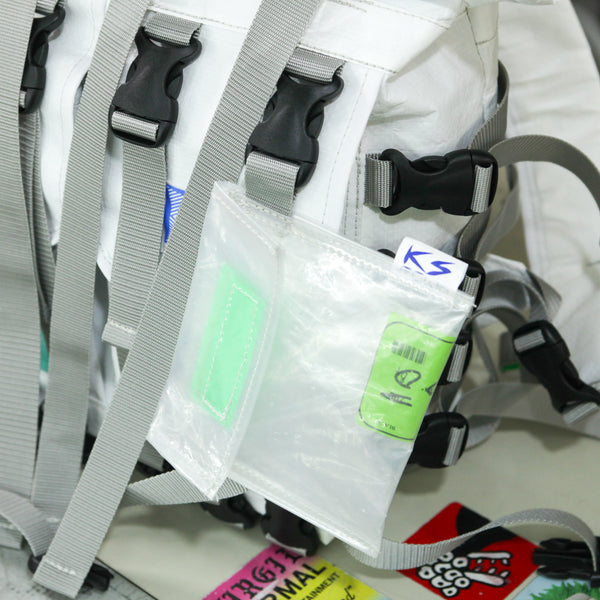 Small Backpack / White, Buckles