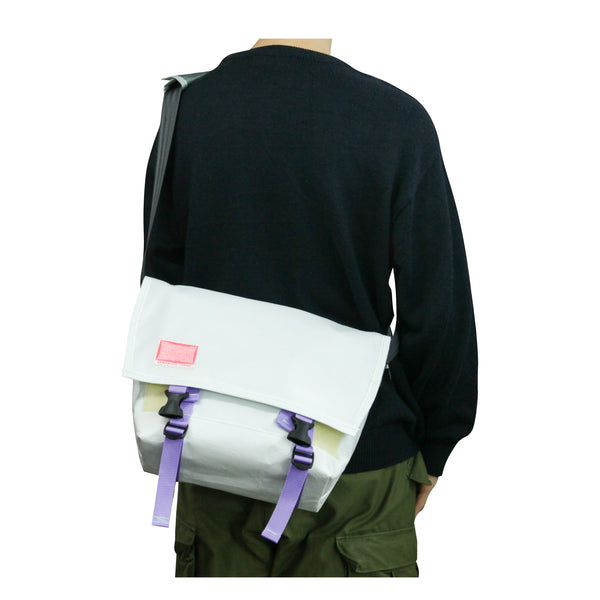 Medium Shoulder Bag / White, Mesh