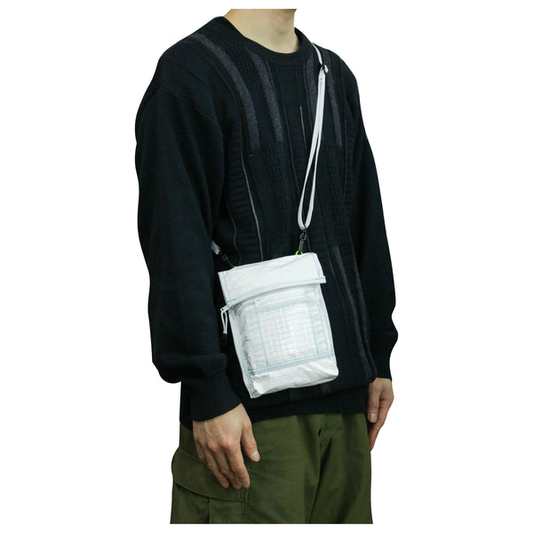 Small Travel Bag / White, Tyvek