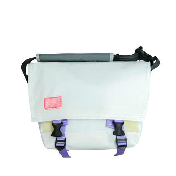 Medium Shoulder Bag / White, Mesh