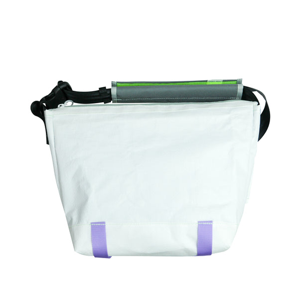Medium Shoulder Bag / White, Mesh