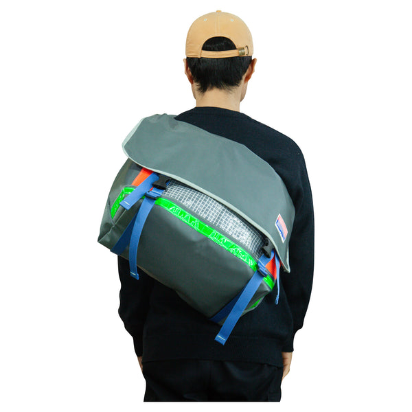 Large Messenger Bag / Grey, Orange