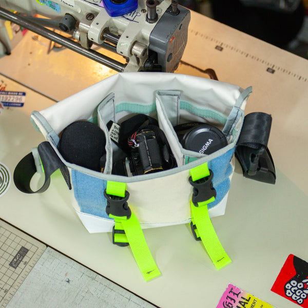 Small Shoulder Bag / Beige, Velcro Dividers