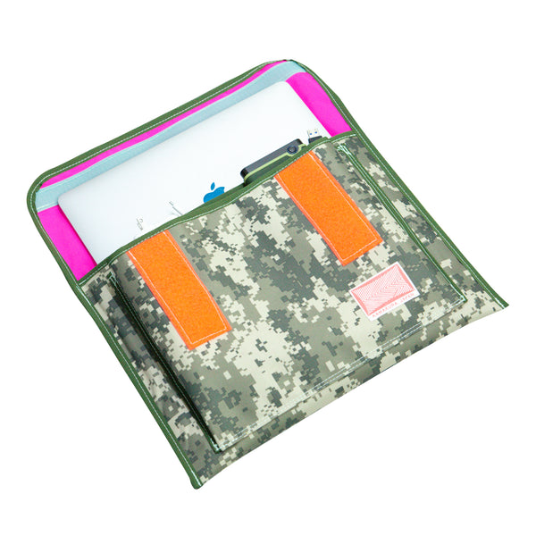 Laptop Sleeve (13~14") / Digital Camo