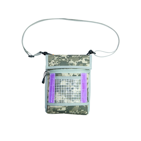 Small Travel Bag / Digital Camo