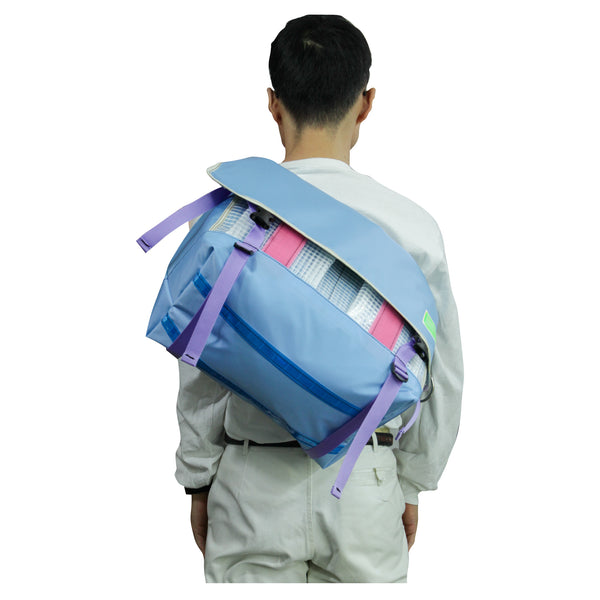 Large Messenger Bag / Light Blue, Lavender