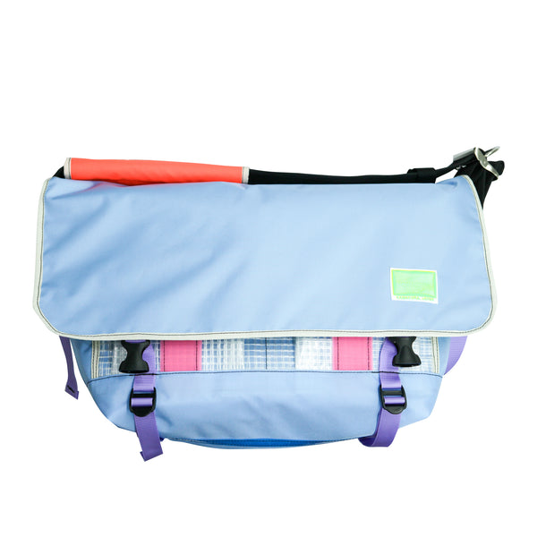 Large Messenger Bag / Light Blue, Lavender