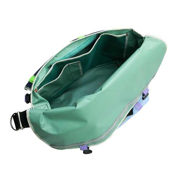 Large Messenger Bag / Light Blue, Lavender