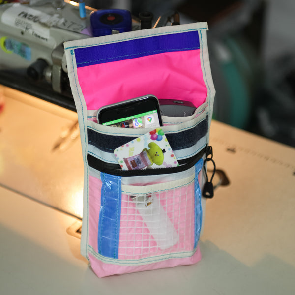 Small Travel Bag / Neon Pink