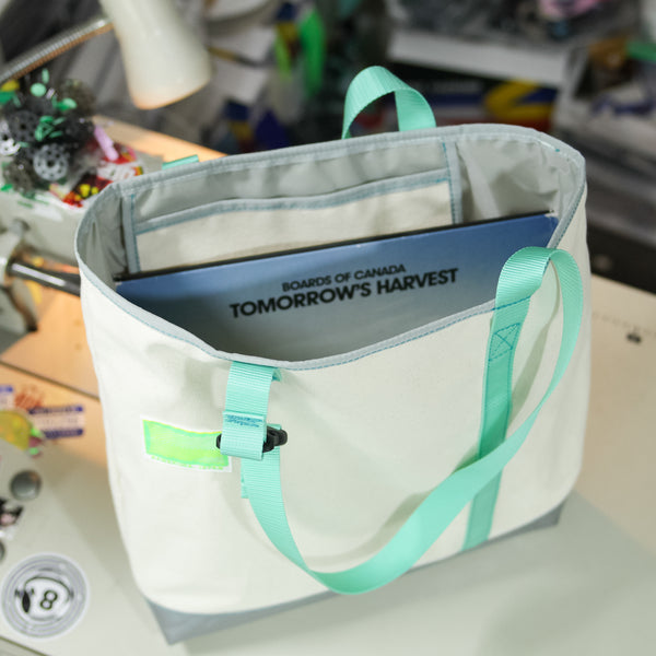 Record Bag / Ecru Canvas, Grey