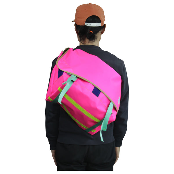 Large Messenger Bag / Neon Pink