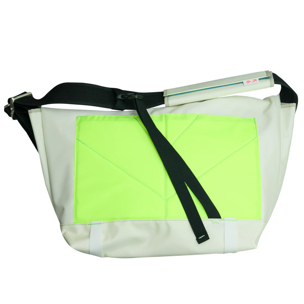 Large Messenger Bag / Beige