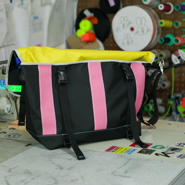 Large Messenger Bag / Black, Green