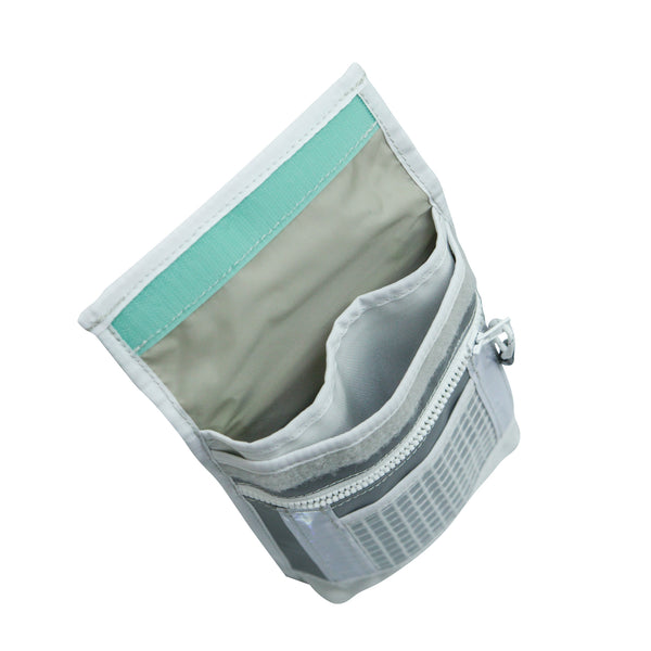 Small Travel Bag / White, Silver