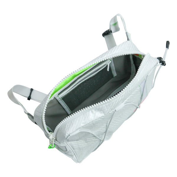 Medium Waist Bag / White