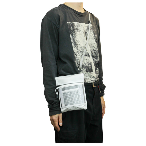 Small Travel Bag / White, Silver