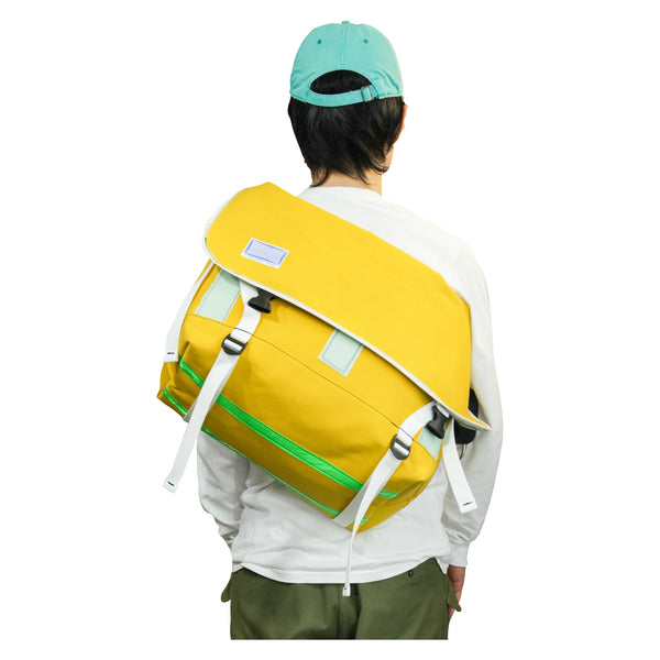 Large Messenger Bag / Mustard