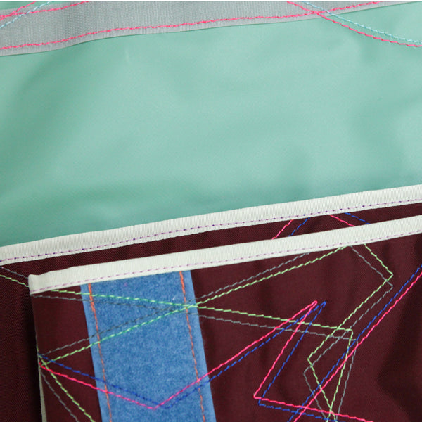 Laptop Sleeve (13~14") / Burgundy, Stitching