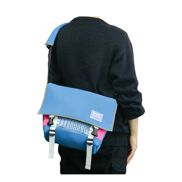 Medium Shoulder Bag / Blue, Neon Pink
